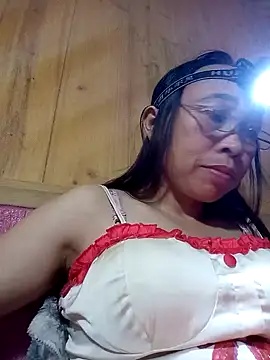 Vily-lonely online show from May 9, 2026, 2:31 pm