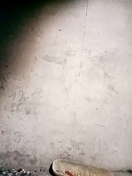 Vily-lonely online show from May 6, 2026, 11:42 pm