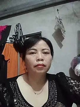 Snapshot of -Hami- chatting on May 18, 2026, 6:40 am -Hami- online show from May 18, 2026, 6:40 am