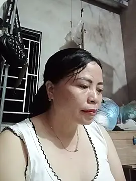Snapshot of -Hami- chatting on May 14, 2026, 1:30 pm -Hami- online show from May 14, 2026, 1:30 pm