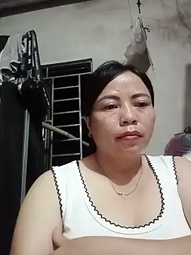 Snapshot of -Hami- chatting on May 18, 2026, 6:45 pm -Hami- online show from May 18, 2026, 6:45 pm