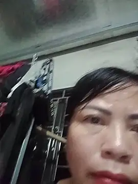Snapshot of -Hami- chatting on May 19, 2026, 6:37 pm -Hami- online show from May 19, 2026, 6:37 pm
