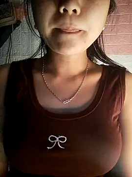 Snapshot of -Cidy- chatting on May 13, 2026, 5:20 pm -Cidy- online show from May 13, 2026, 5:20 pm
