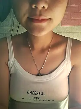 Snapshot of -Cidy- chatting on May 5, 2026, 6:11 pm -Cidy- online show from May 5, 2026, 6:11 pm