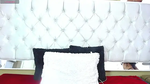 Snapshot of MistressNyx_ chatting on June 4, 2026, 2:44 pm MistressNyx online show from June 4, 2026, 2:44 pm