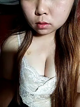 Snapshot of jas-cutle chatting on May 2, 2026, 2:06 am jas-cutle online show from May 2, 2026, 2:06 am