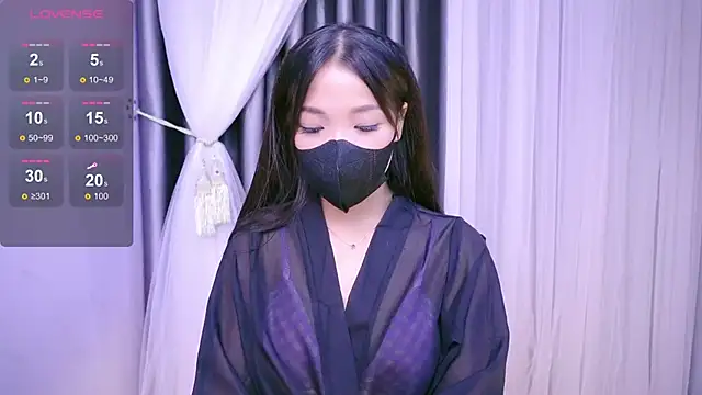 Lu Ly22 online show from June 29, 2026, 6:42 am