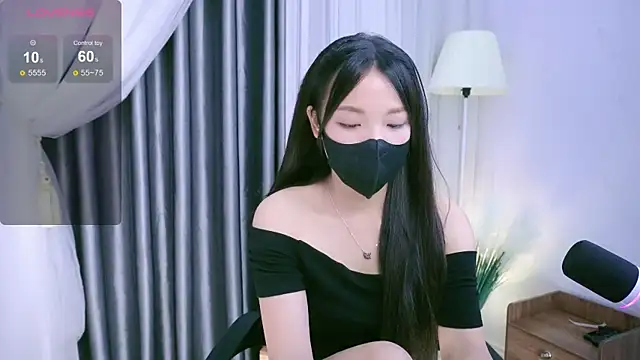 Lu Ly22 online show from June 7, 2026, 9:14 am