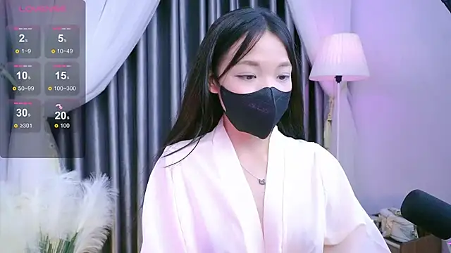Lu Ly22 online show from June 3, 2026, 2:33 pm