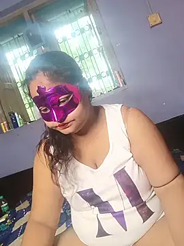 Naina1994 online show from July 10, 2026, 7:08 am
