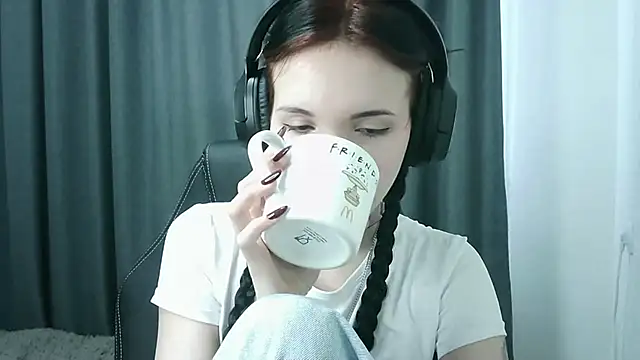 Snapshot of RubyBooby chatting on May 6, 2026, 3:16 pm RubyBooby online show from May 6, 2026, 3:16 pm