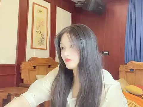 Tina686866 online show from May 5, 2026, 12:41 pm