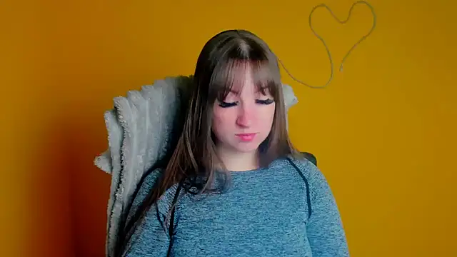 Snapshot of Tiffani_Angel chatting on May 15, 2026, 5:49 am Tiffani Angel online show from May 15, 2026, 5:49 am