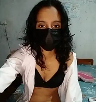 Snapshot of manu_babe chatting on April 1, 2026, 3:31 pm manu babe online show from April 1, 2026, 3:31 pm