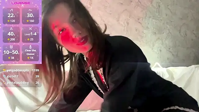 SelenaKiss  online show from April 8, 2026, 3:08 am