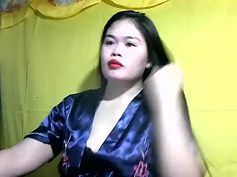 PinayHottestt online show from May 26, 2026, 3:43 pm