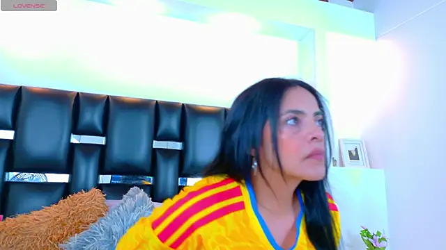 Snapshot of Estrellaa_023 chatting on June 13, 2026, 11:30 am Estrellaa 023 online show from June 13, 2026, 11:30 am