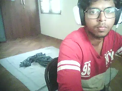 letsplaygame online show from May 11, 2026, 5:53 am