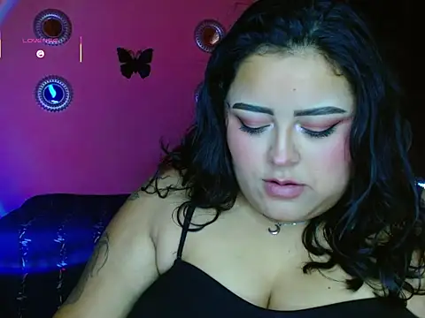 LunaAddittion online show from July 6, 2026, 3:03 pm