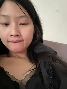 Snapshot of Zbnmji chatting on May 2, 2026, 1:00 am Zbnmji online show from May 2, 2026, 1:00 am