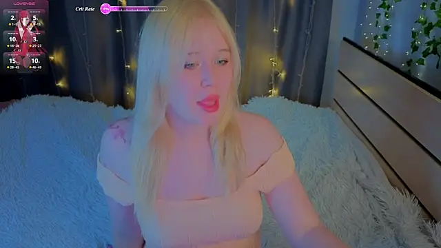 Snapshot of unburnedgirl chatting on June 26, 2026, 7:20 pm unburnedgirl online show from June 26, 2026, 7:20 pm