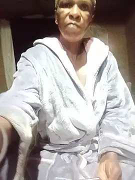 Naughtygrany online show from June 30, 2026, 1:38 am