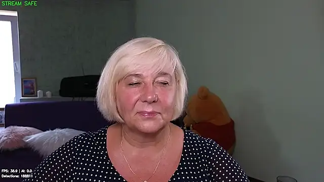 Snapshot of Milane_Milky chatting on July 7, 2026, 6:47 am Milane Milky online show from July 7, 2026, 6:47 am