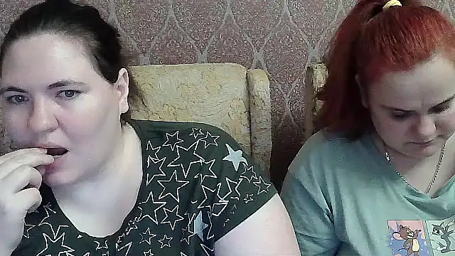 Snapshot of AmirahLaveyQx chatting on April 1, 2026, 4:48 pm AmirahLaveyQx online show from April 1, 2026, 4:48 pm