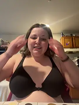 Snapshot of Void_inspace chatting on April 1, 2026, 3:09 pm Void inspace online show from April 1, 2026, 3:09 pm