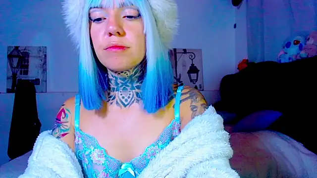 LannieGonzales online show from May 14, 2026, 2:36 pm