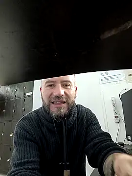 wassonmono online show from April 18, 2026, 7:07 pm