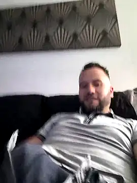 wassonmono online show from April 16, 2026, 9:39 pm