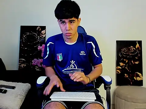 Andy wood online show from April 8, 2026, 4:41 pm