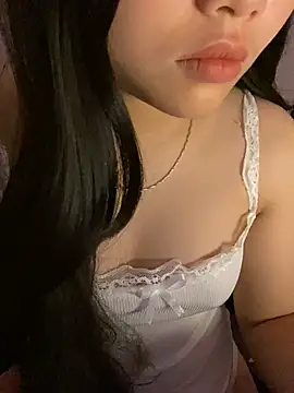Rosecute11 online show from April 30, 2026, 5:03 am