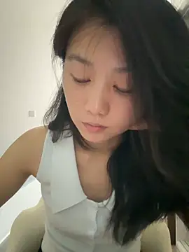 Snapshot of Shanshan_1267 chatting on June 12, 2026, 12:58 pm Shanshan 1267 online show from June 12, 2026, 12:58 pm