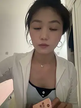 Snapshot of Shanshan_1267 chatting on June 4, 2026, 1:38 pm Shanshan 1267 online show from June 4, 2026, 1:38 pm