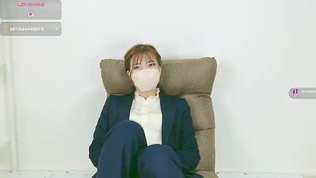MISOSIRURICE online show from June 3, 2026, 4:12 pm