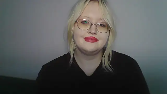Snapshot of Elayne_Sweet chatting on June 27, 2026, 12:22 pm Elayne Sweet online show from June 27, 2026, 12:22 pm