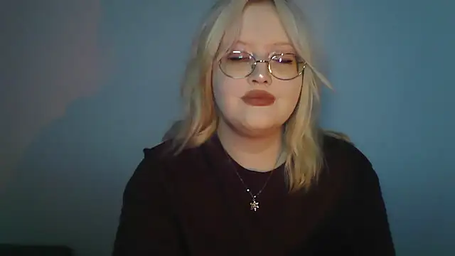 Snapshot of Elayne_Sweet chatting on June 19, 2026, 6:08 am Elayne Sweet online show from June 19, 2026, 6:08 am
