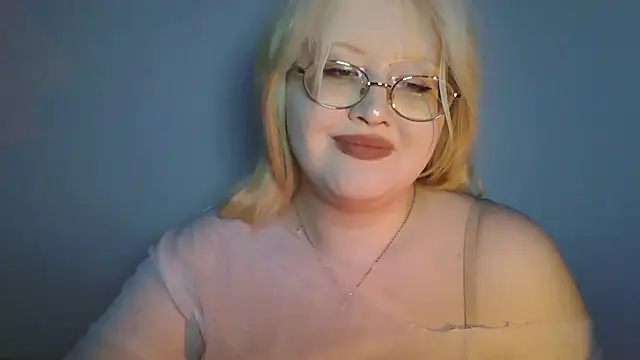Snapshot of Elayne_Sweet chatting on June 20, 2026, 6:07 am Elayne Sweet online show from June 20, 2026, 6:07 am