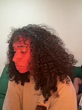 Sun lynx Love online show from April 16, 2026, 9:39 pm