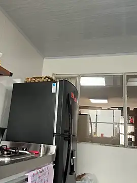 Sun lynx Love online show from April 16, 2026, 6:08 pm