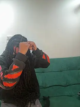 Snapshot of Sun_lynx_Love chatting on June 27, 2026, 7:20 pm Sun lynx Love online show from June 27, 2026, 7:20 pm