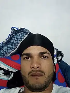 Nicolas Moncadas online show from April 16, 2026, 6:08 pm