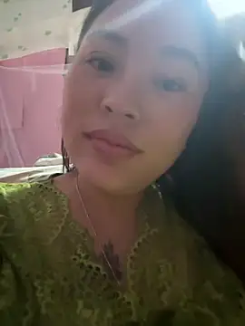 Snapshot of Lina-Naughty chatting on April 20, 2026, 8:06 am Lina-Naughty online show from April 20, 2026, 8:06 am
