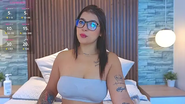Mia milf x online show from June 20, 2026, 11:15 am
