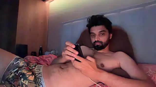 Snapshot of priyxh chatting on July 16, 2026, 9:45 pm priyxh online show from July 16, 2026, 9:45 pm