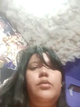 ScarletVibe online show from May 5, 2026, 12:08 pm