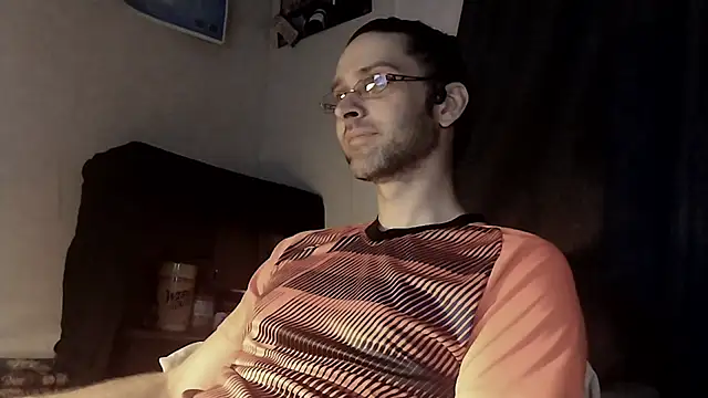 Snapshot of barebearstudio chatting on April 4, 2026, 9:10 pm barebearstudio online show from April 4, 2026, 9:10 pm