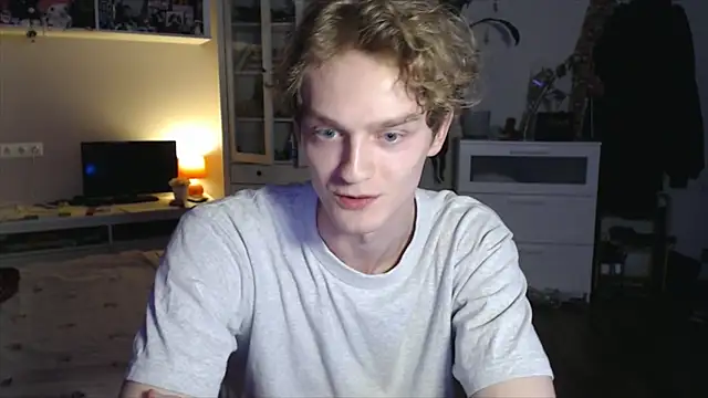 Daniel Yumm online show from April 3, 2026, 6:58 pm